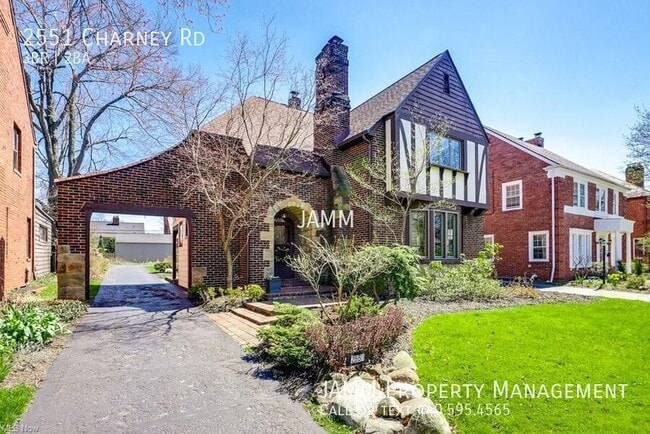 Building Photo - 2551 Charney Rd