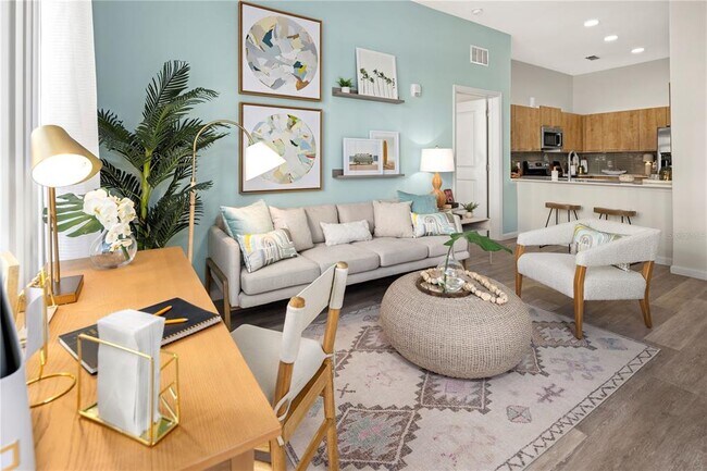 Building Photo - 5256 International Dr