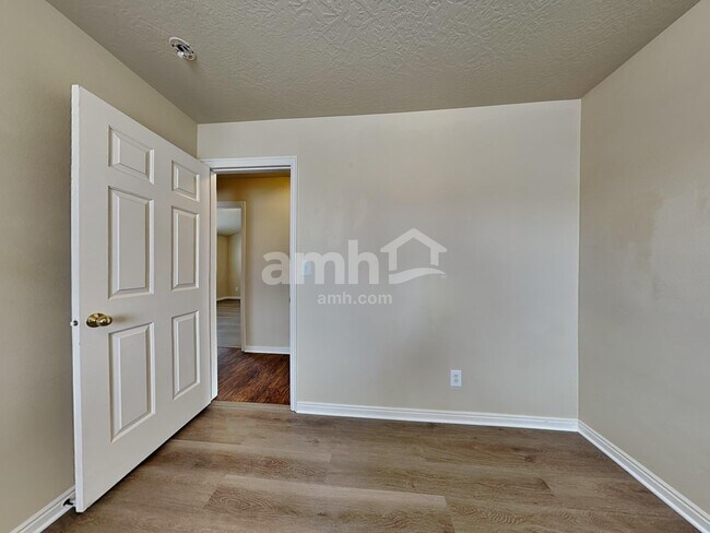 Building Photo - 2437 Cider Pl