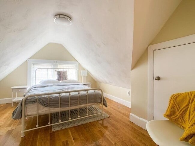 Building Photo - 50 Gardner St