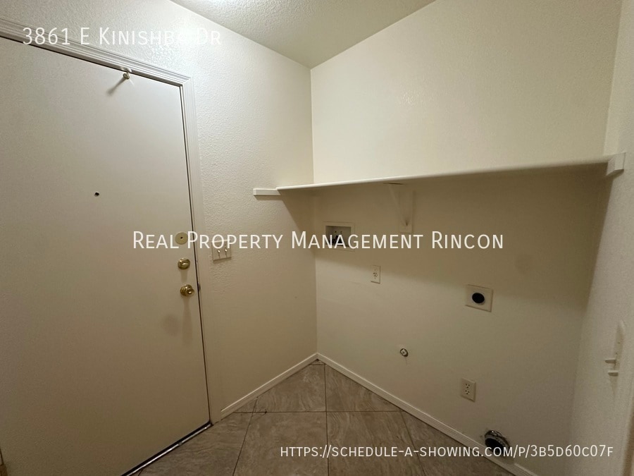 Building Photo - 3861 E Kinishba Dr