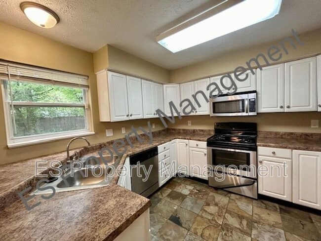 Building Photo - 7580 Sycamore Grove Ct