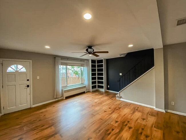 Building Photo - Charming 3 Bedroom, 2 Bath Home in Welcoming Warwick Village