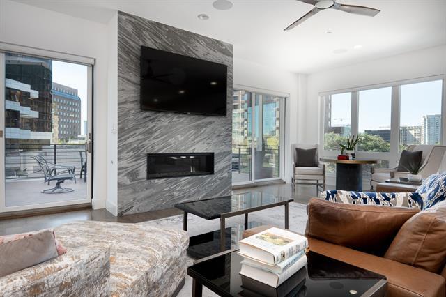 Building Photo - 2934 N Hall St