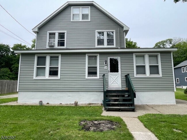 Building Photo - 24 Colfax Ave