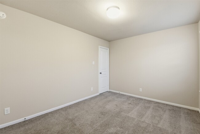 Building Photo - 7530 Foxwaithe Ln