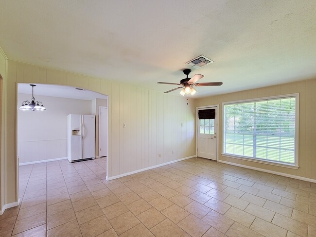 Building Photo - 3434 Gary Ln