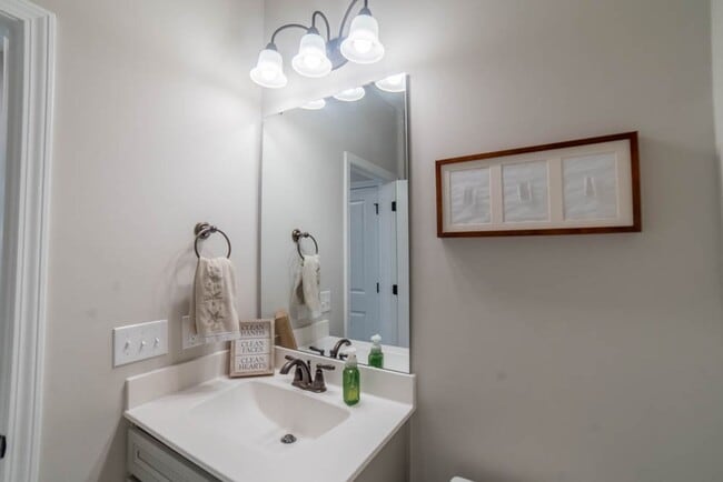 Building Photo - Coming Available!