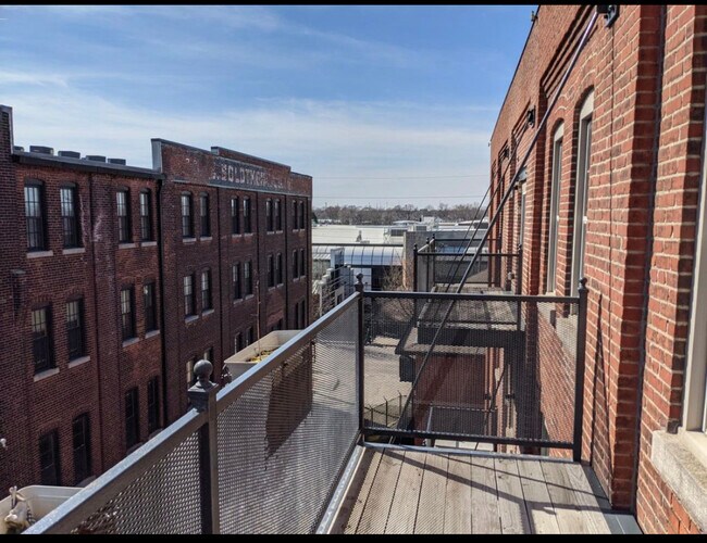 Building Photo - 55 S Harding St