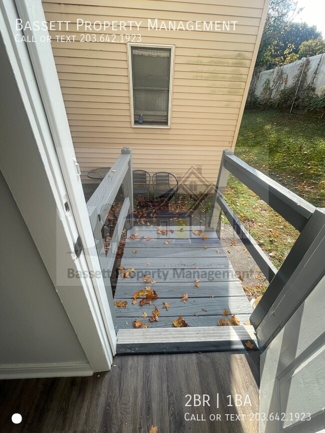 Building Photo - 847 Quinnipiac Ave