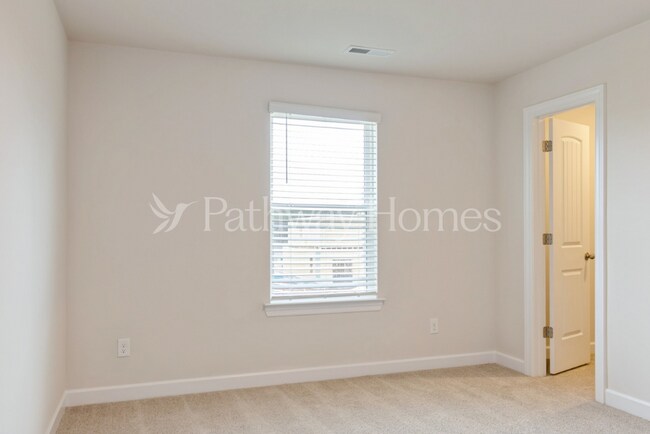Building Photo - 2337 Nabali Wy