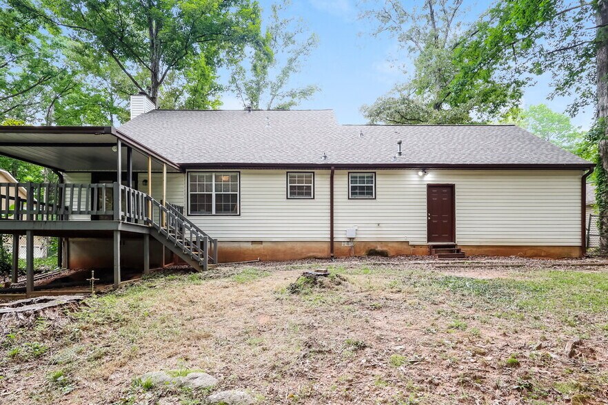 Building Photo - 15 Valley Brook Dr