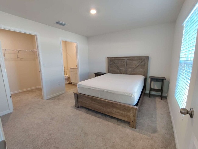 Building Photo - 3210 Suncoast Plains Dr