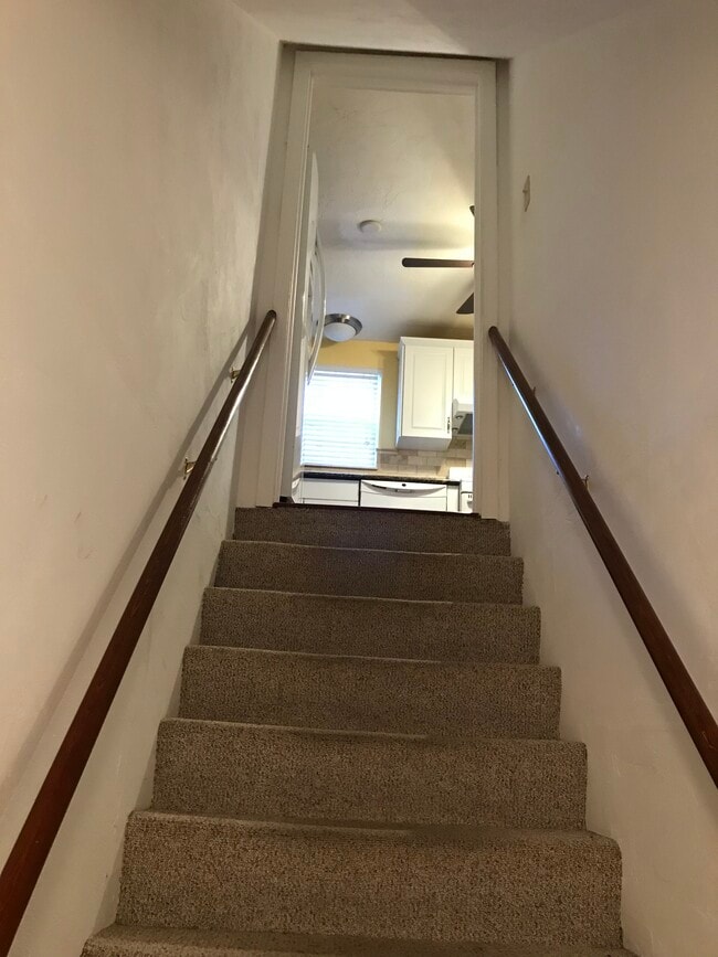 Building Photo - 16 Bowstring Way