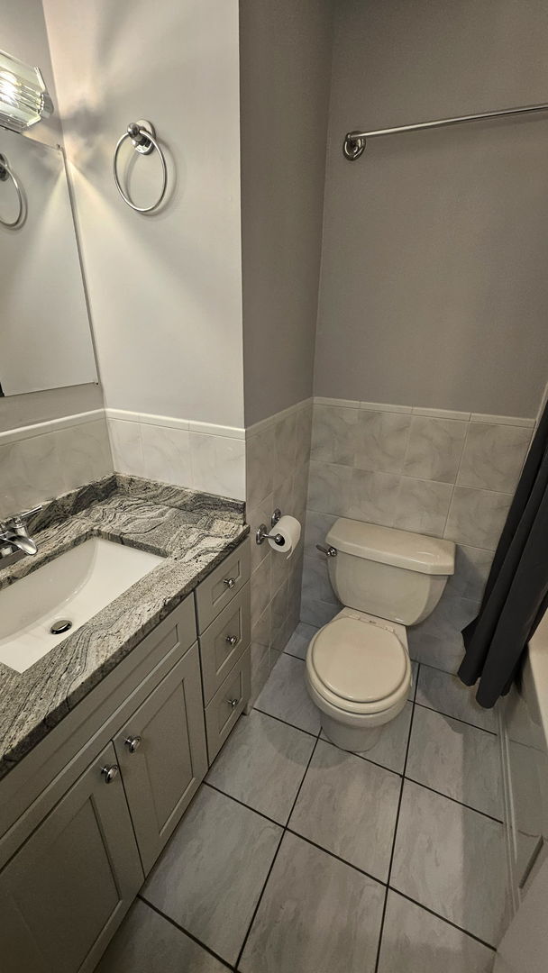 Building Photo - 266 Trowbridge Rd