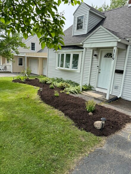 Building Photo - 119 Traister Dr