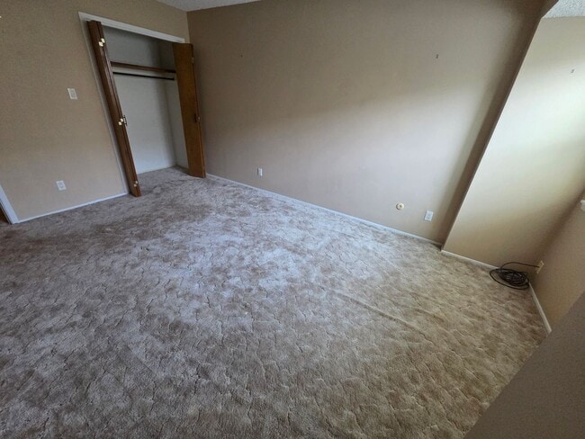 Building Photo - 2 bed/1.5 bath Townhome in Colonial Park