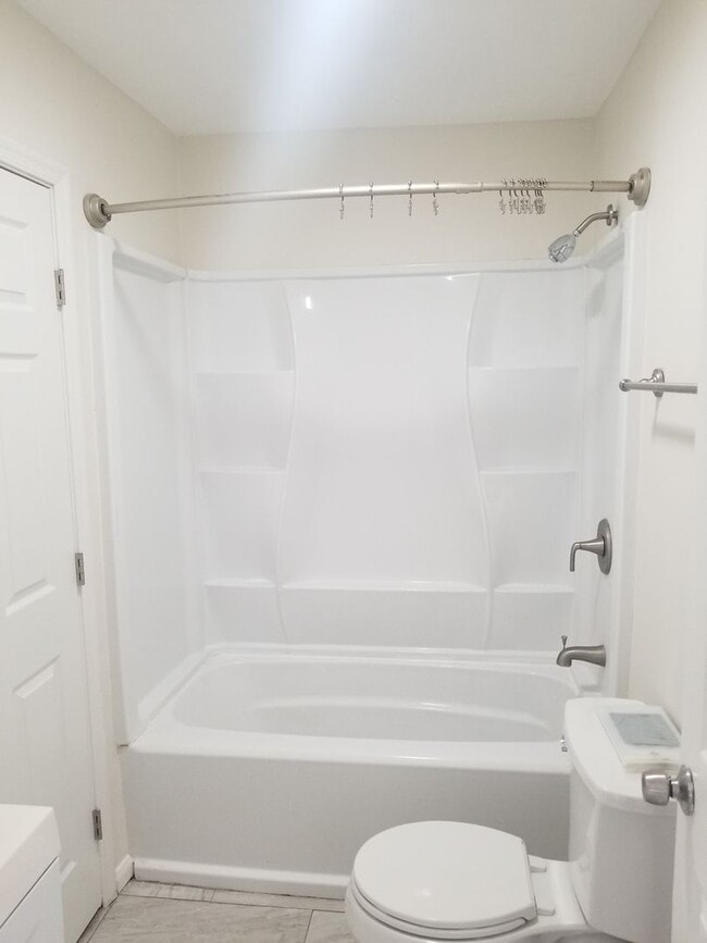 Building Photo - Exclusive Rental Home in Berry Neighborhood