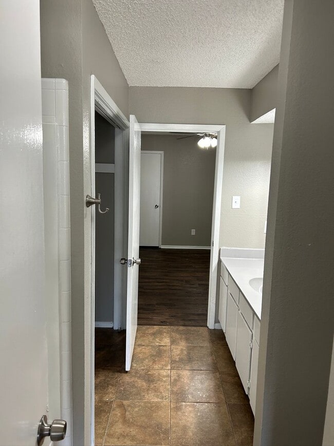 Building Photo - 1701-1703 Georgia St.