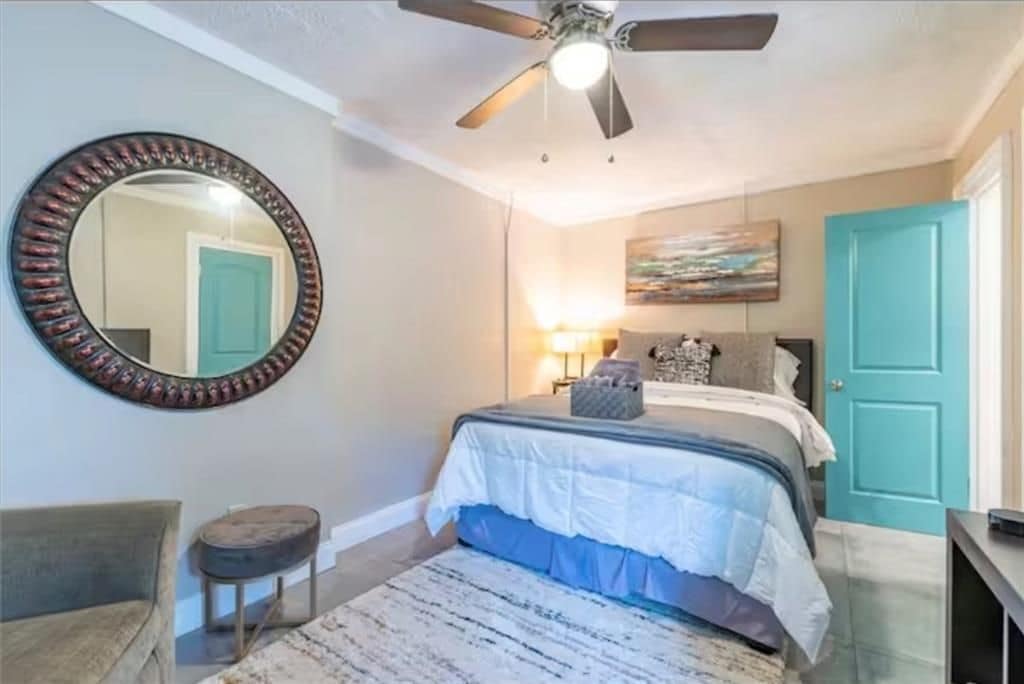 Building Photo - 235 Walnut St NW