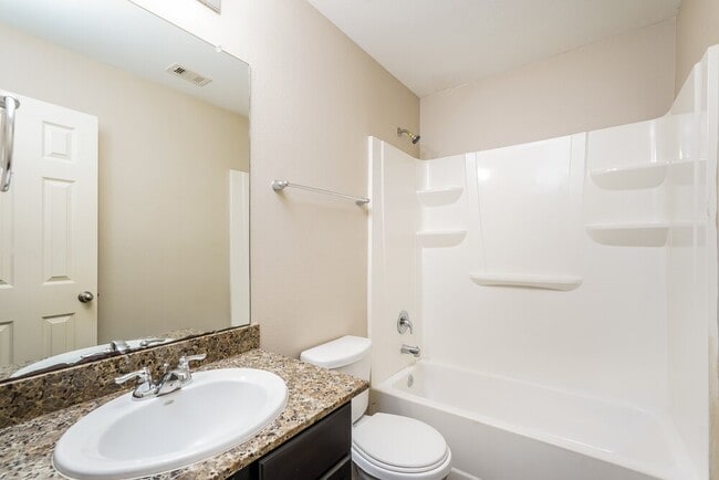 Building Photo - 21811 Octavia Way