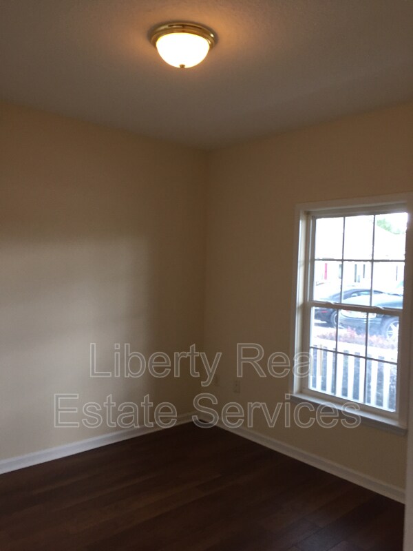 Building Photo - 401 Barry McCaffrey Blvd