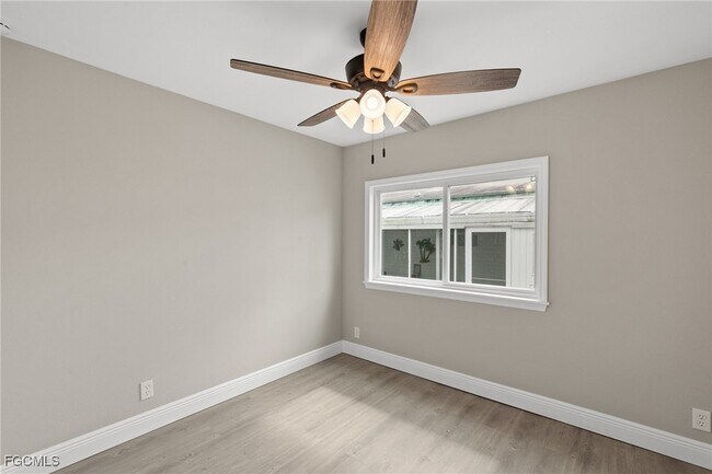 Building Photo - 57 San Remo Cir