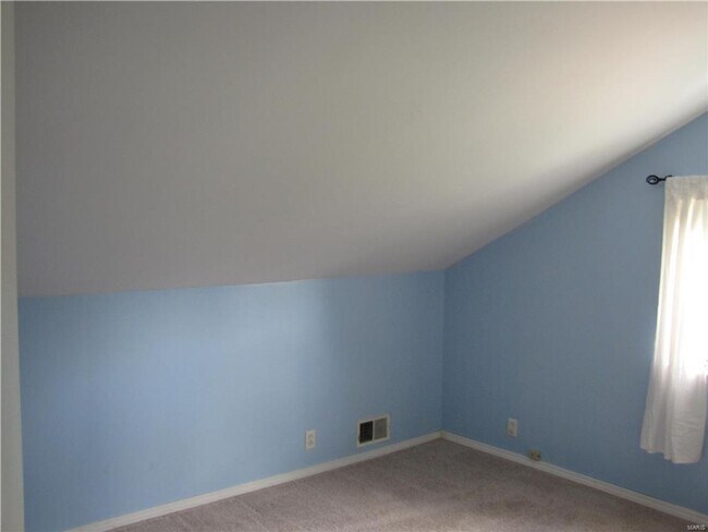 Building Photo - 1313 Claytonia Terrace