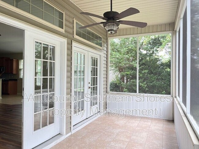 Building Photo - 1628 Fairforest Ct