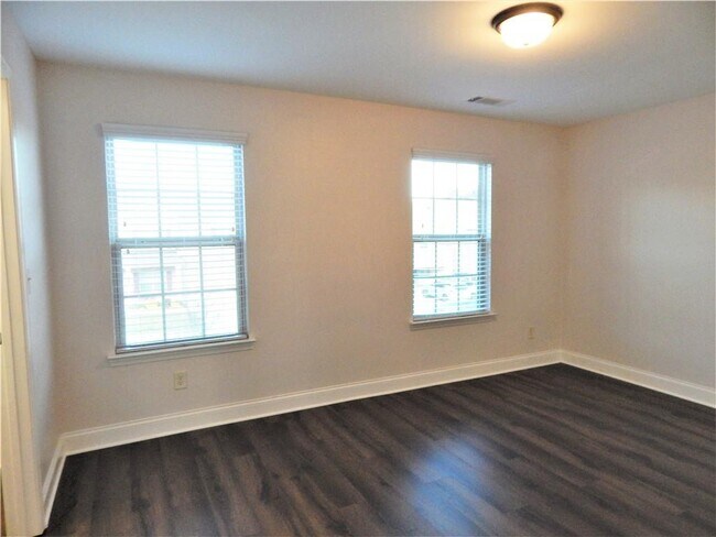 Building Photo - 2441 Melton Common Dr