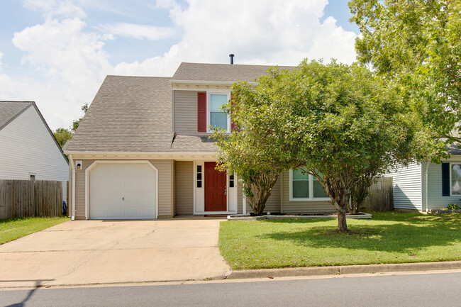 Building Photo - 856 Maitland Drive