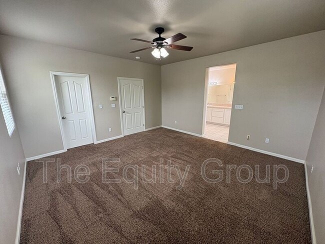 Building Photo - 1249 N Julieann St