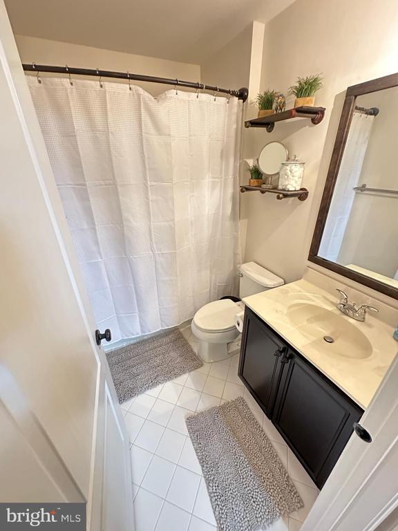 Building Photo - 4512 Grazing Way