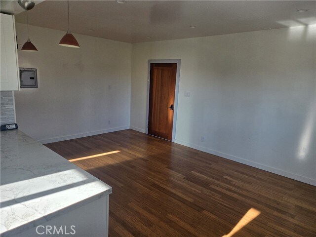 Building Photo - 213 Covina Ave