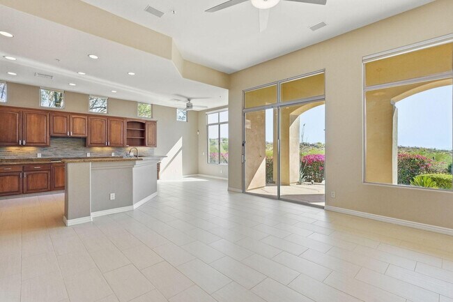 Building Photo - 11047 E Mirasol Cir