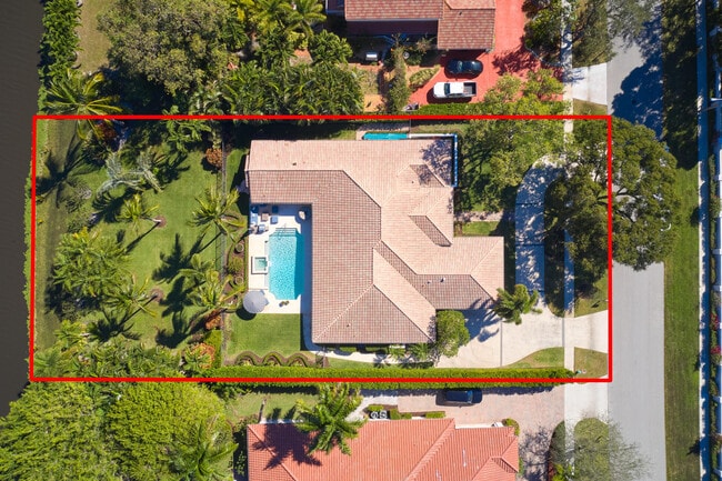 Building Photo - 3700 Embassy Dr