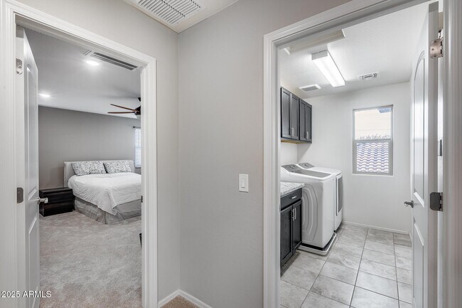 Building Photo - 6853 E Posada Cir