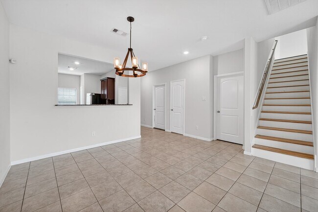 Building Photo - 228 Elm Patch Dr