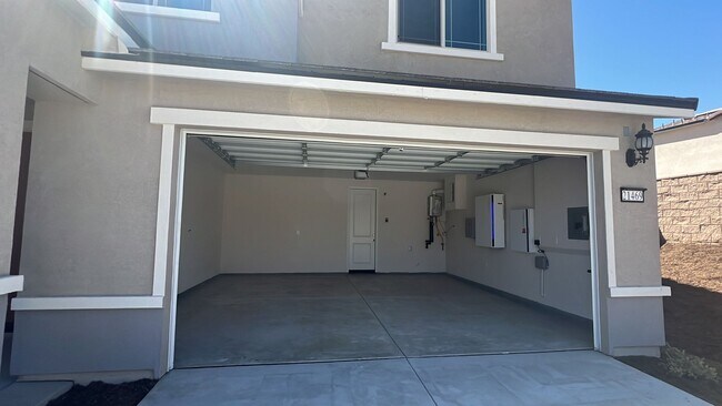 Building Photo - 21469 Thomas Ct