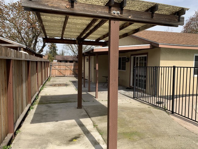 Building Photo - 1624 Falmouth Way