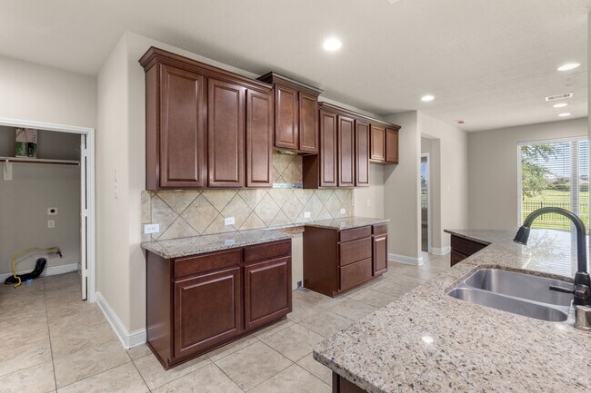Building Photo - 20907 Sedgefield Meadows Ct