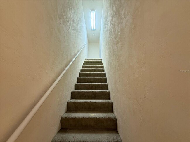 Building Photo - 8762 FL-26