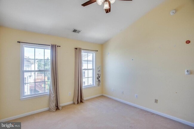 Building Photo - 13381 Sir Ramsay Way