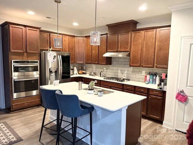 Building Photo - 10181 Meeting House Dr NW