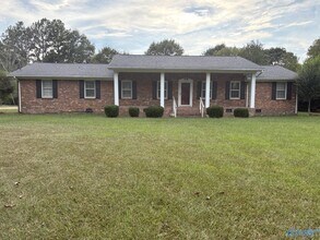Building Photo - 19557 Edgewood Rd