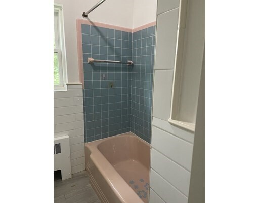 Building Photo - 85 Elgin St