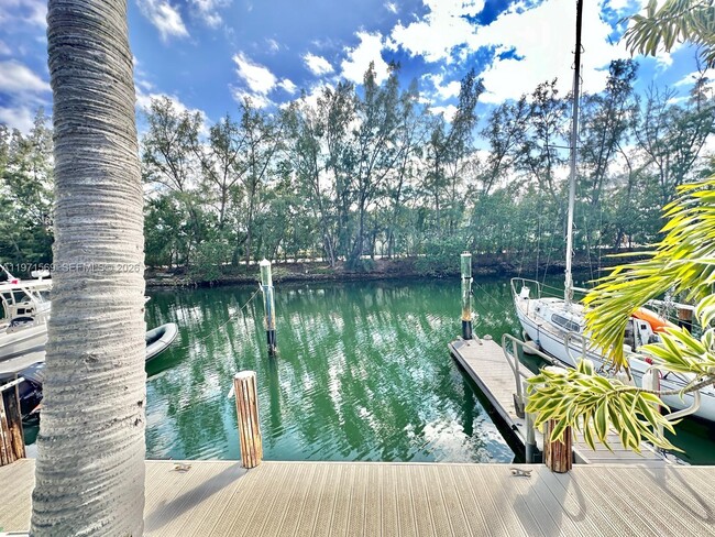 Building Photo - 3736 NE 166th St