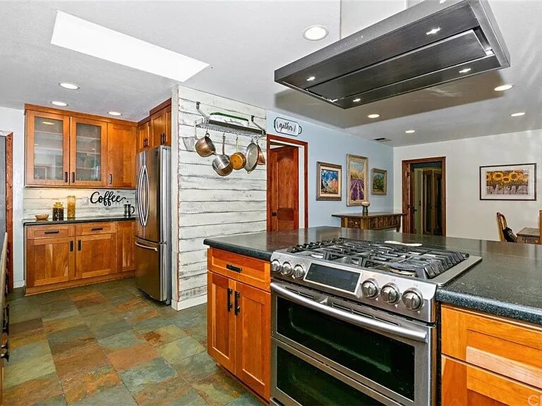 Building Photo - 2433 San Jacinto Ct