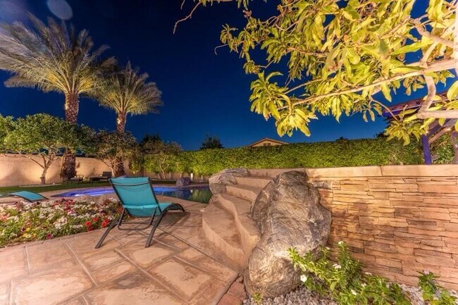 Building Photo - 31695 Avenida Del Padre