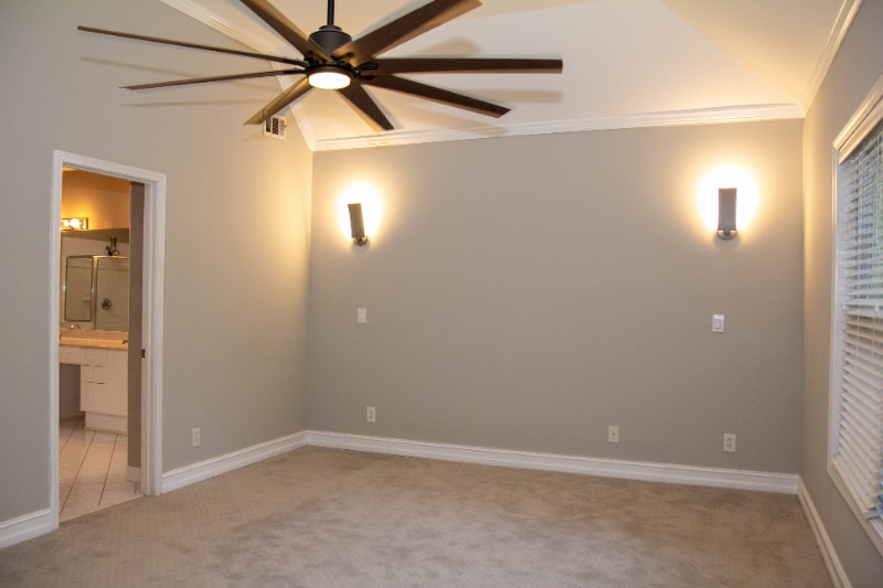 Building Photo - 2227 Wayside Dr